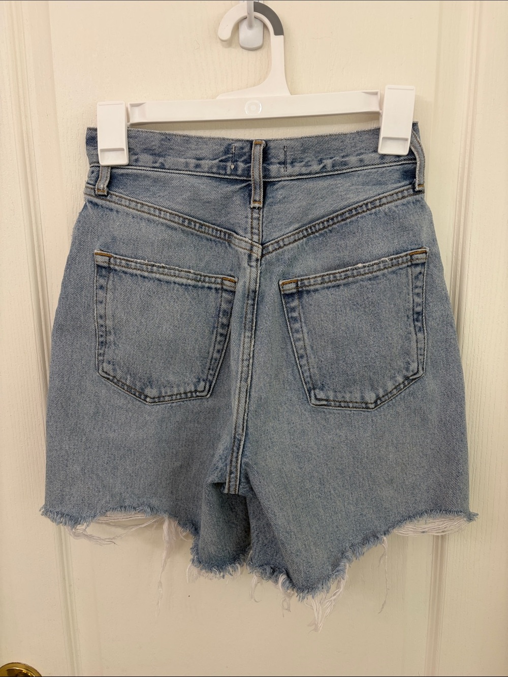 AGOLDE Distressed Stella Denim Cut-off Shorts Sz 23 - Picture 3 of 7